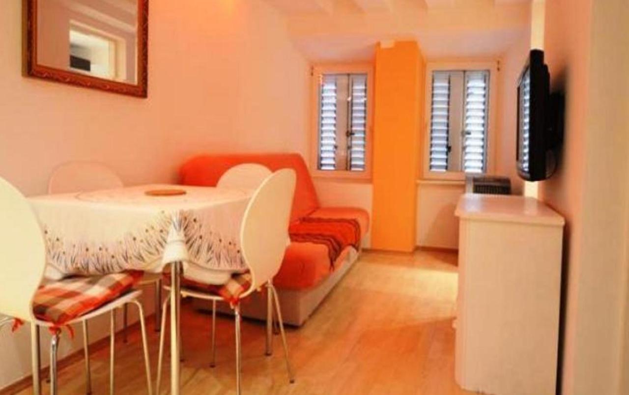 Excelsior Apartments Rovinj Bagian luar foto