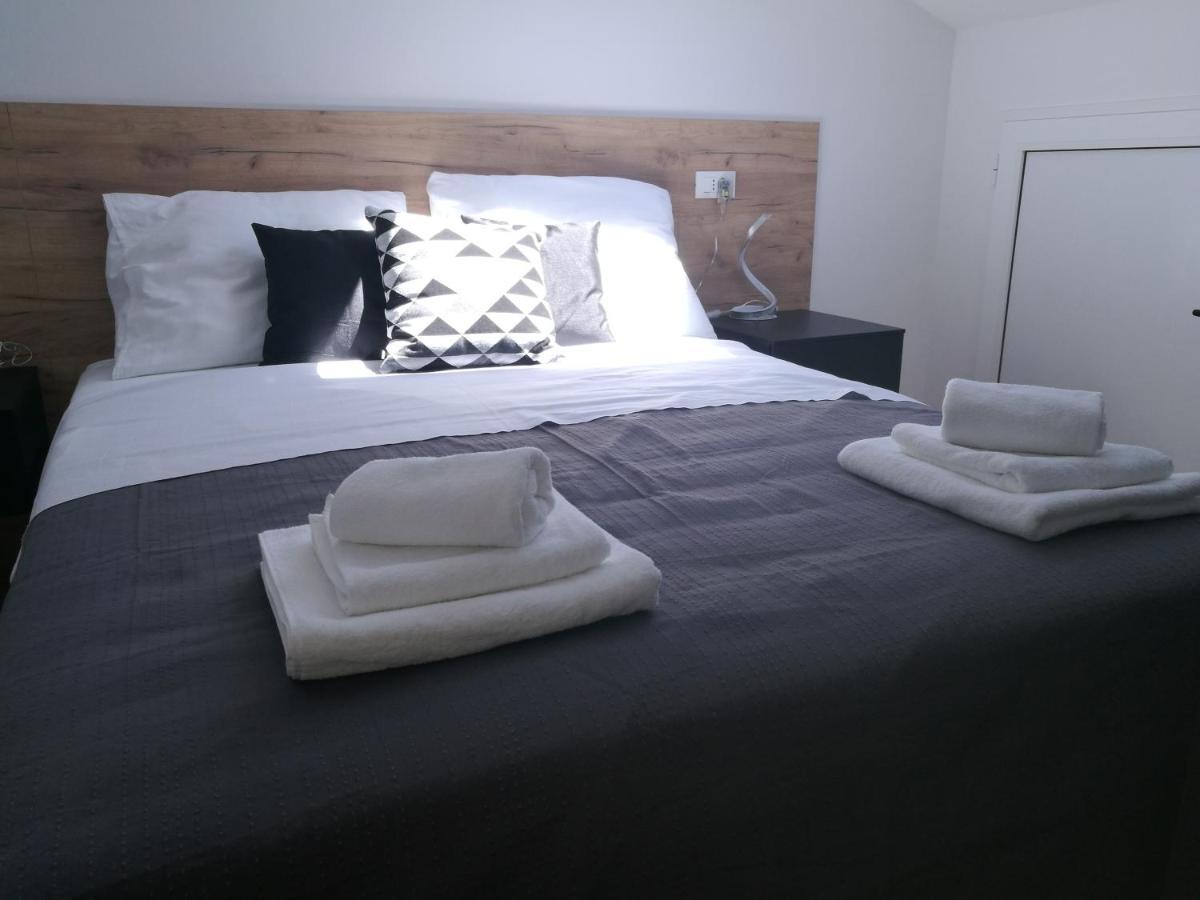 Excelsior Apartments Rovinj Bagian luar foto
